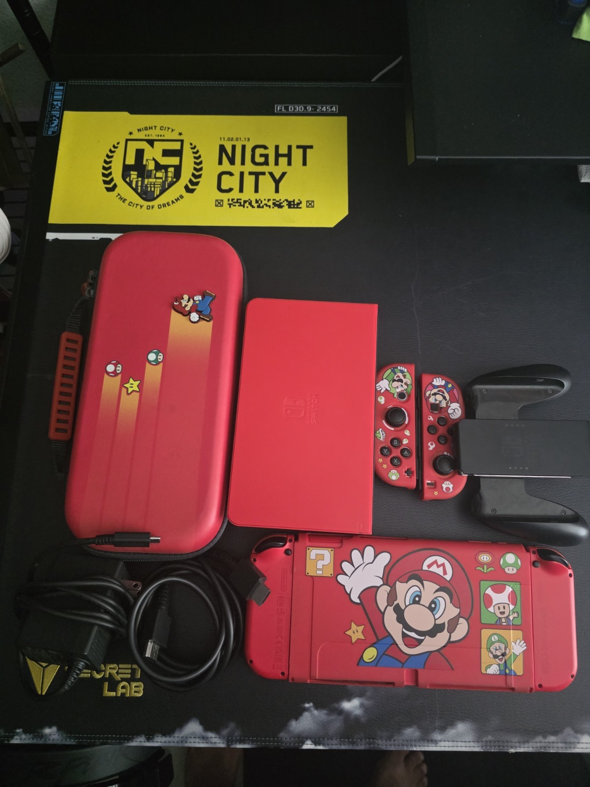 Nintendo Switch OLED Mario Edition Red in Box BUNDLE (Read Notes)