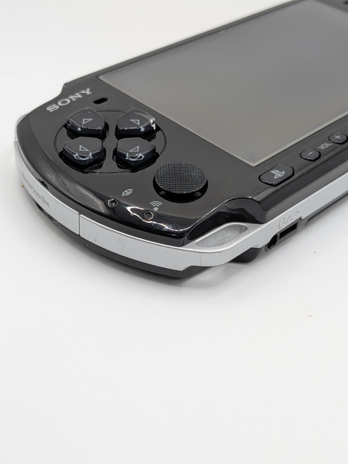 Sony PSP-3000 Launch Edition 64MB Piano Black Handheld System