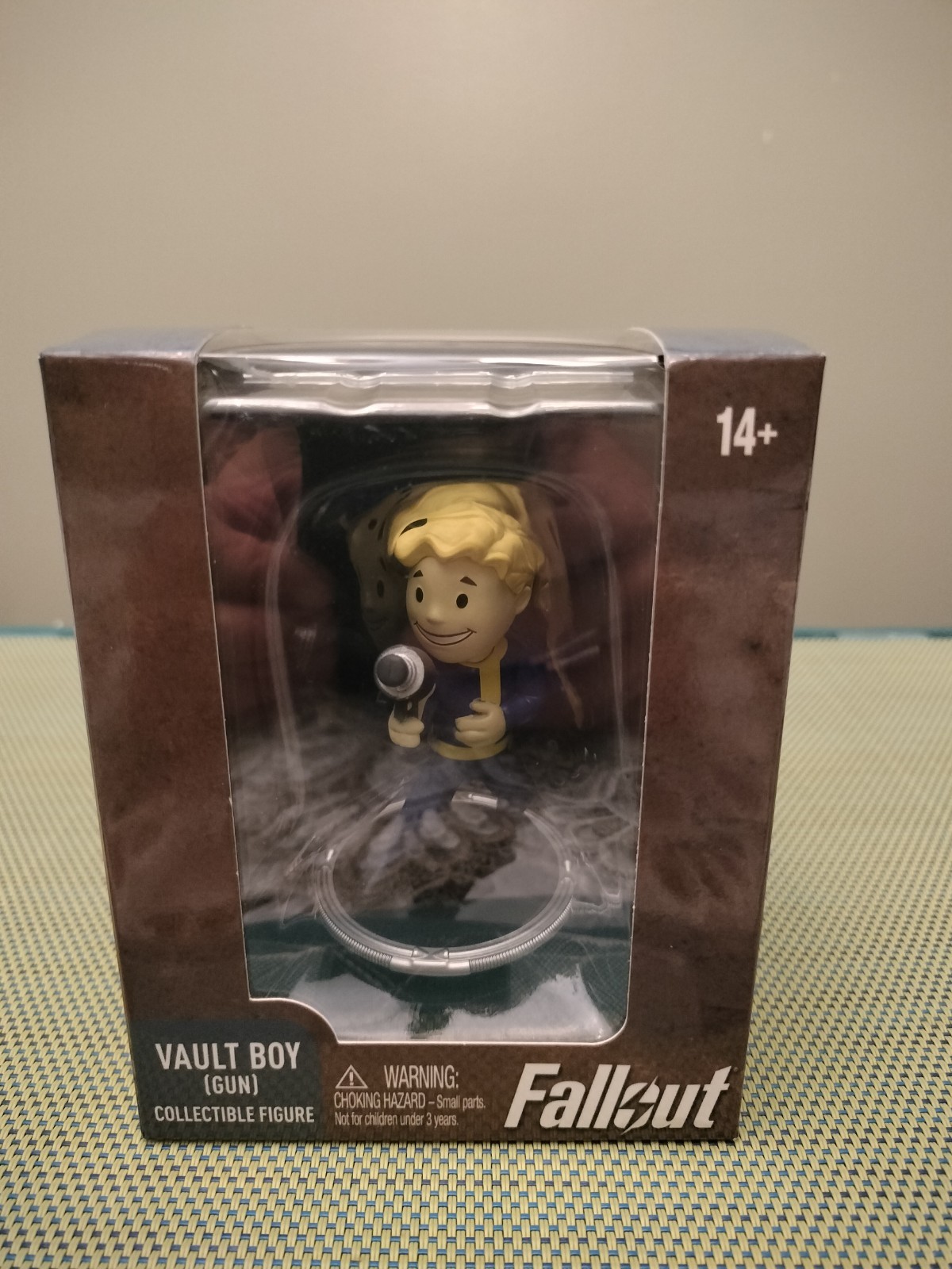 Fallout Vault Boy (Gun) 3″ Mini Figure Syndicate Collectibles Series 1 – NEW NIB