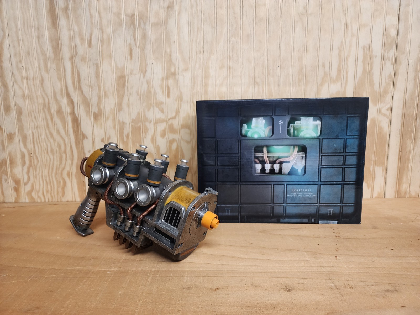 Fallout Replica Plasma Pistol Chronicle Collectibles NIB