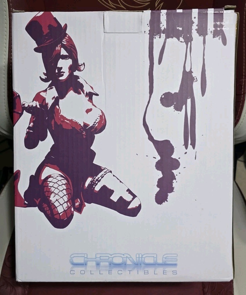 Chronicle Mad Moxxi Purple Variant Limited Edition #2000/5000 Gamestop Exclusive