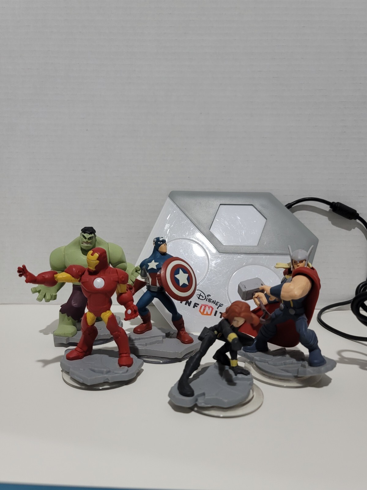 Marvel Disney Infinity Lot Of 5 Ironman, BlackWidow, Hulk, Thor, Captain America