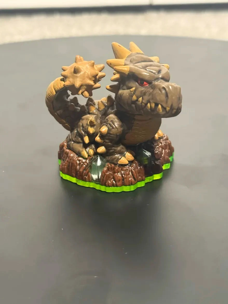 Choose Your Skylander Series 1!