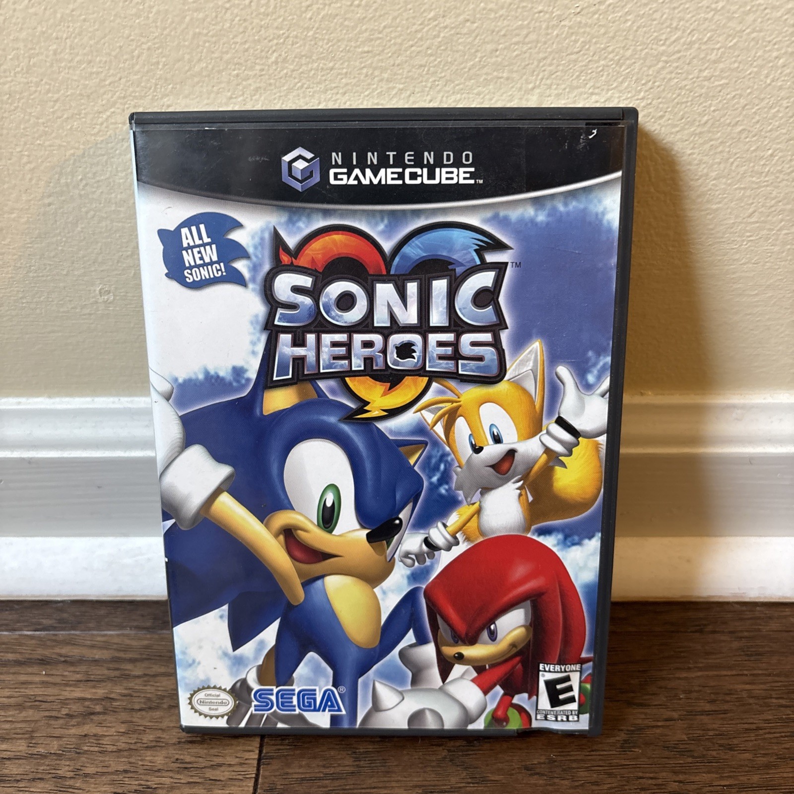 SEGA Sonic Heroes Nintendo GameCube NTSC-U/C (US/CA) w/ Manual Sonic