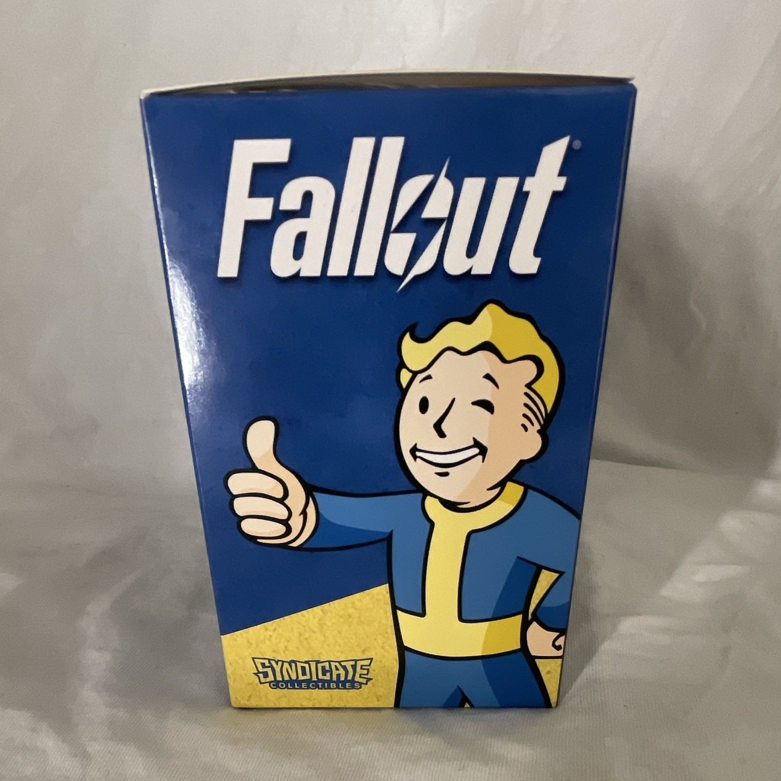 Syndicate Collectibles Fallout Vault Boy Collectible Figure 3″ Figurine