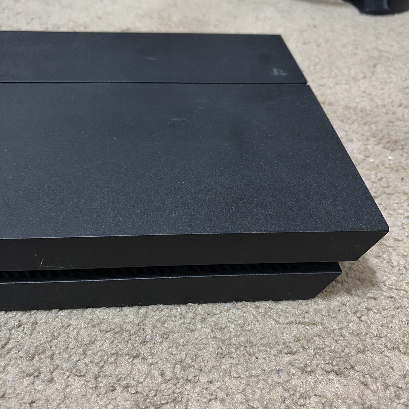 Sony PlayStation 4 500GB Black Console PS4 CUH-1215A w/ Controller 2 Games
