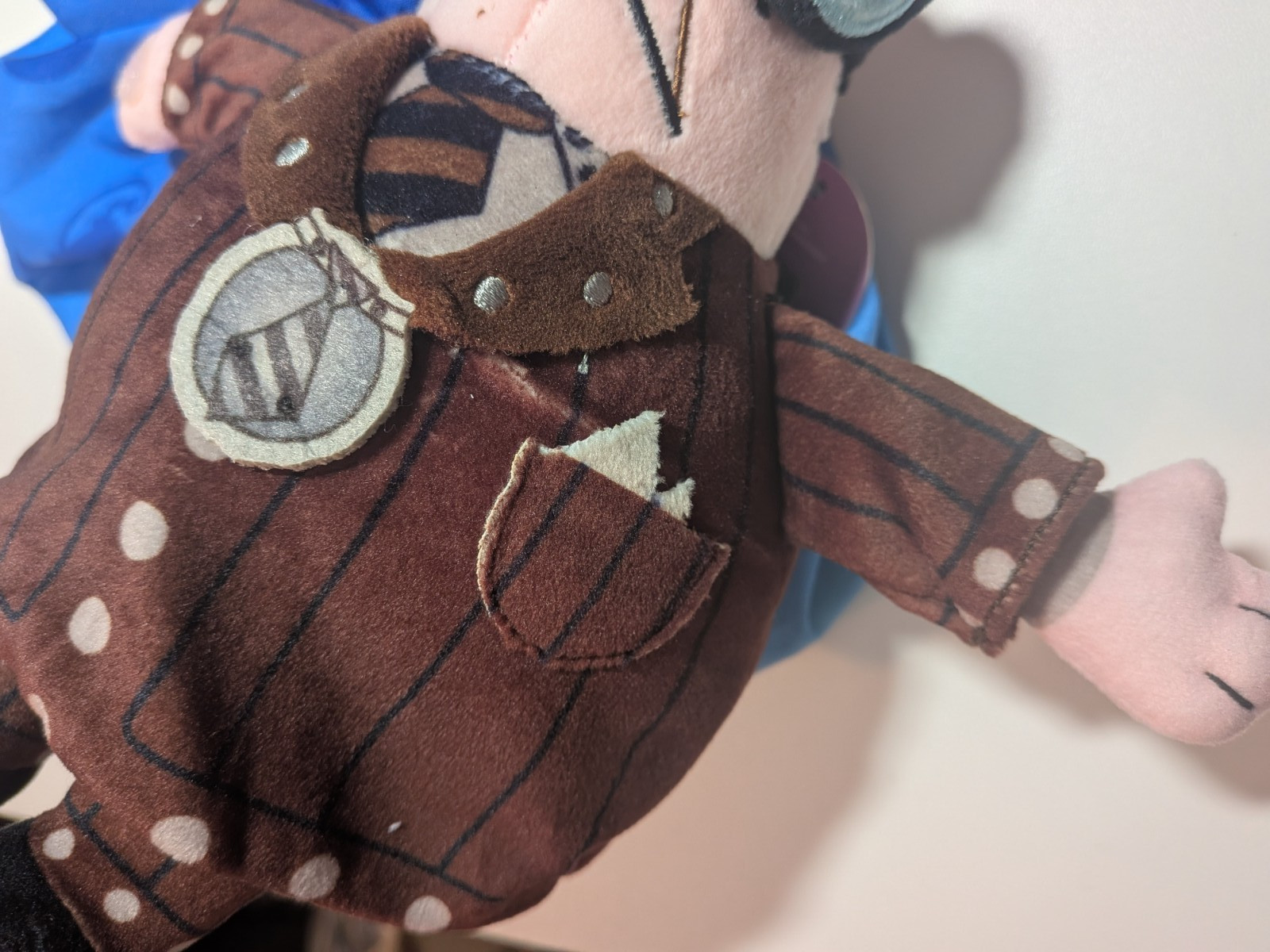 Disney – Toontown Online / Rewritten – Makeship – Cog Flunky – Plush / Plushie