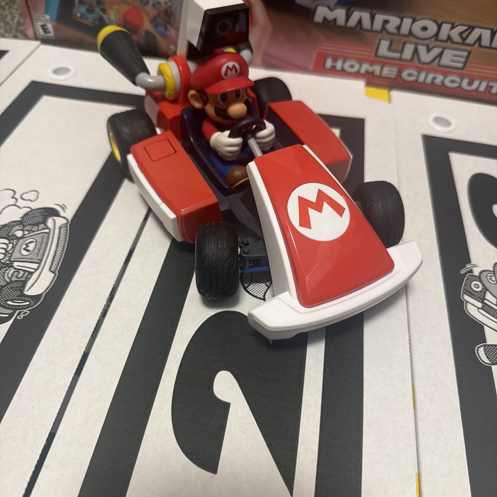 Mario Kart Live: Home Circuit -Mario Set – All Items Included