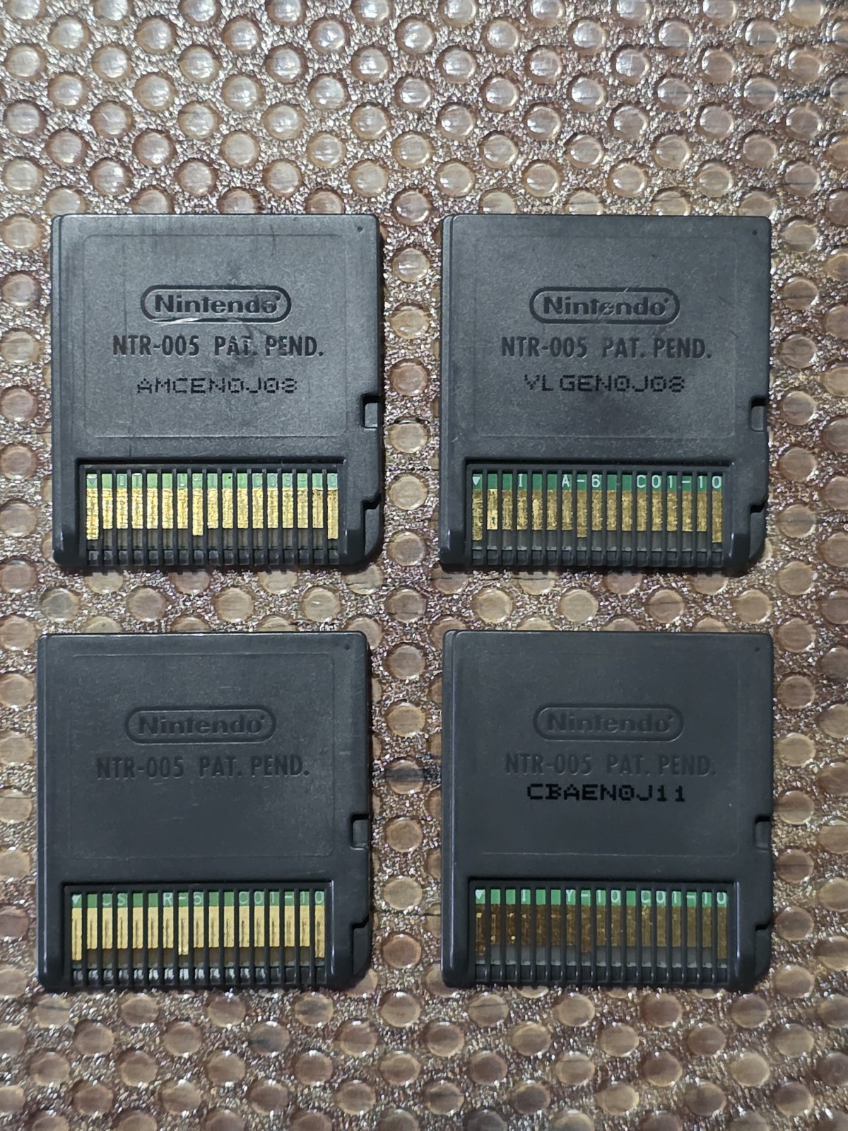 Lot of 4 Popular Nintendo DS Games – w/ Travel Case – TESTED