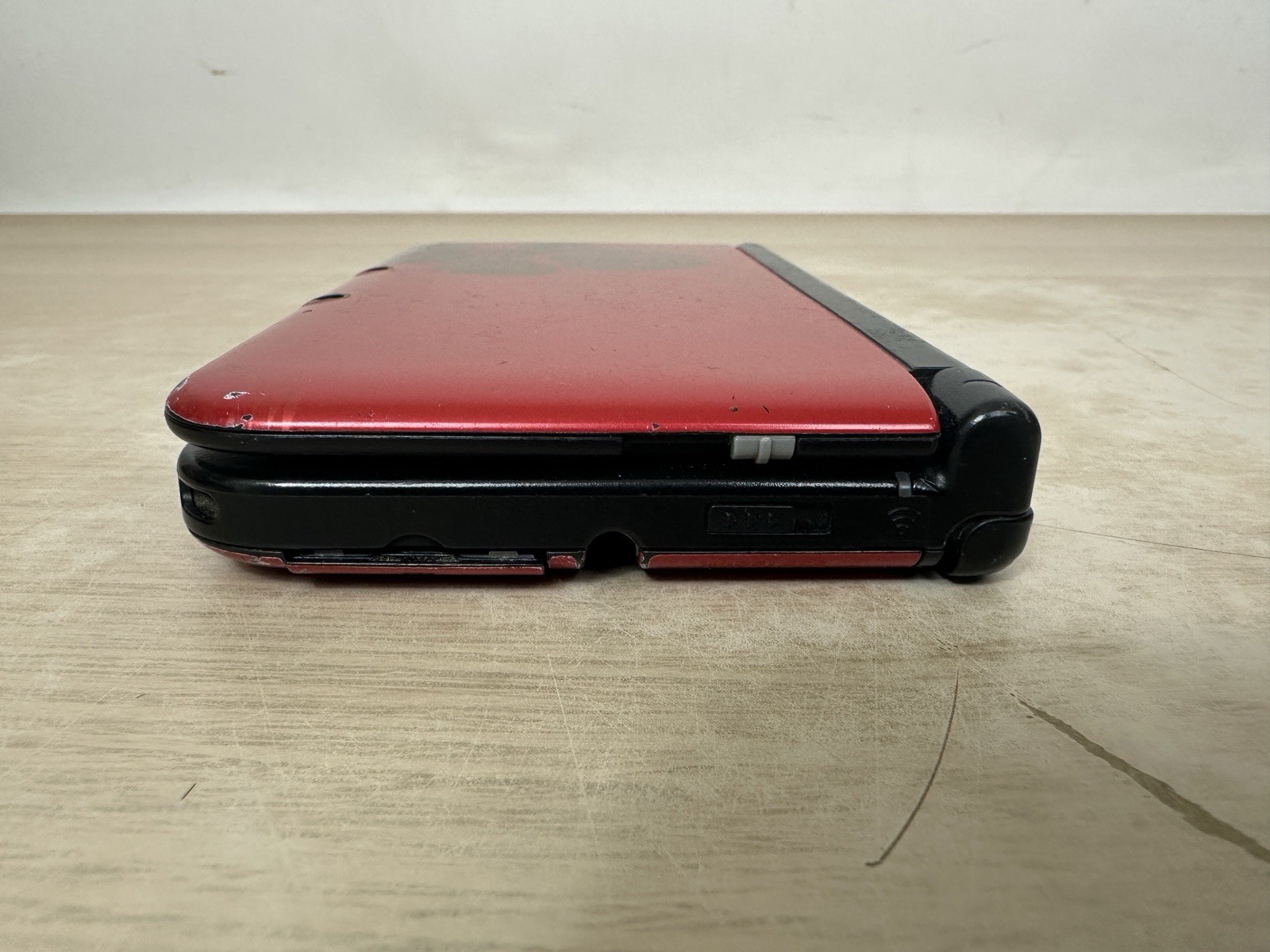 Nintendo 3DS XL Limited Edition Red Super Mario Bros 2 Edition – Works, Has Wear