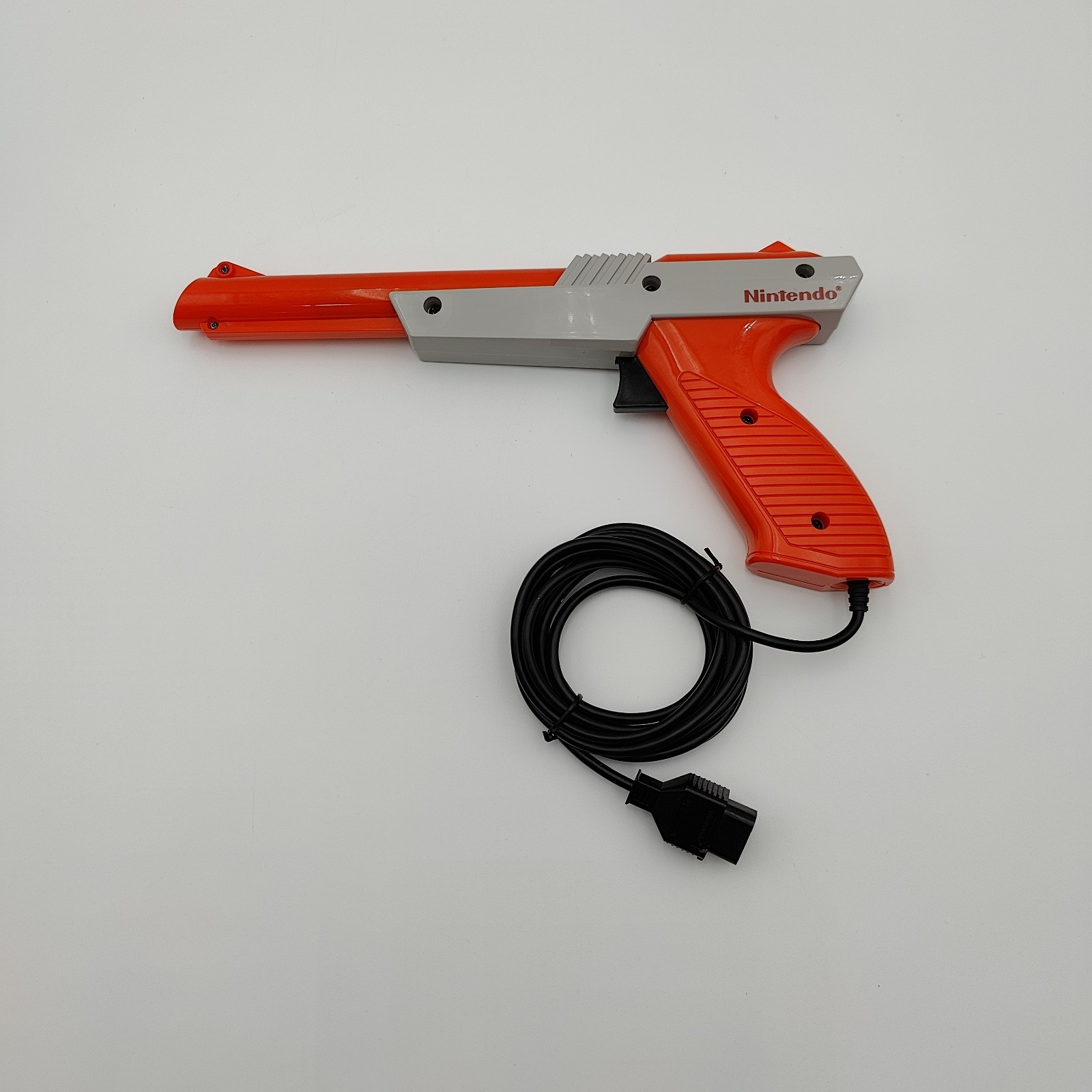 Nintendo NES Super Mario Bros Duck Hunt Game Bundle with Zapper Gun Tested
