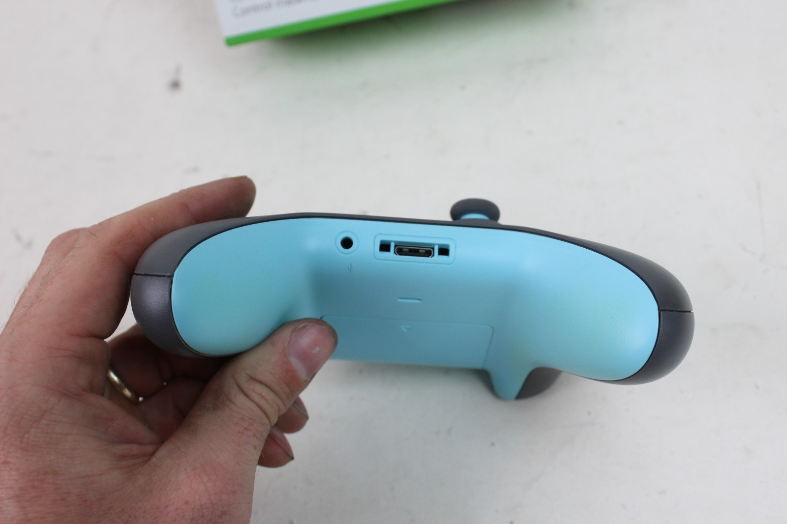 Microsoft Xbox One Wireless Controller Model 1708 Gray Light Blue Wireless