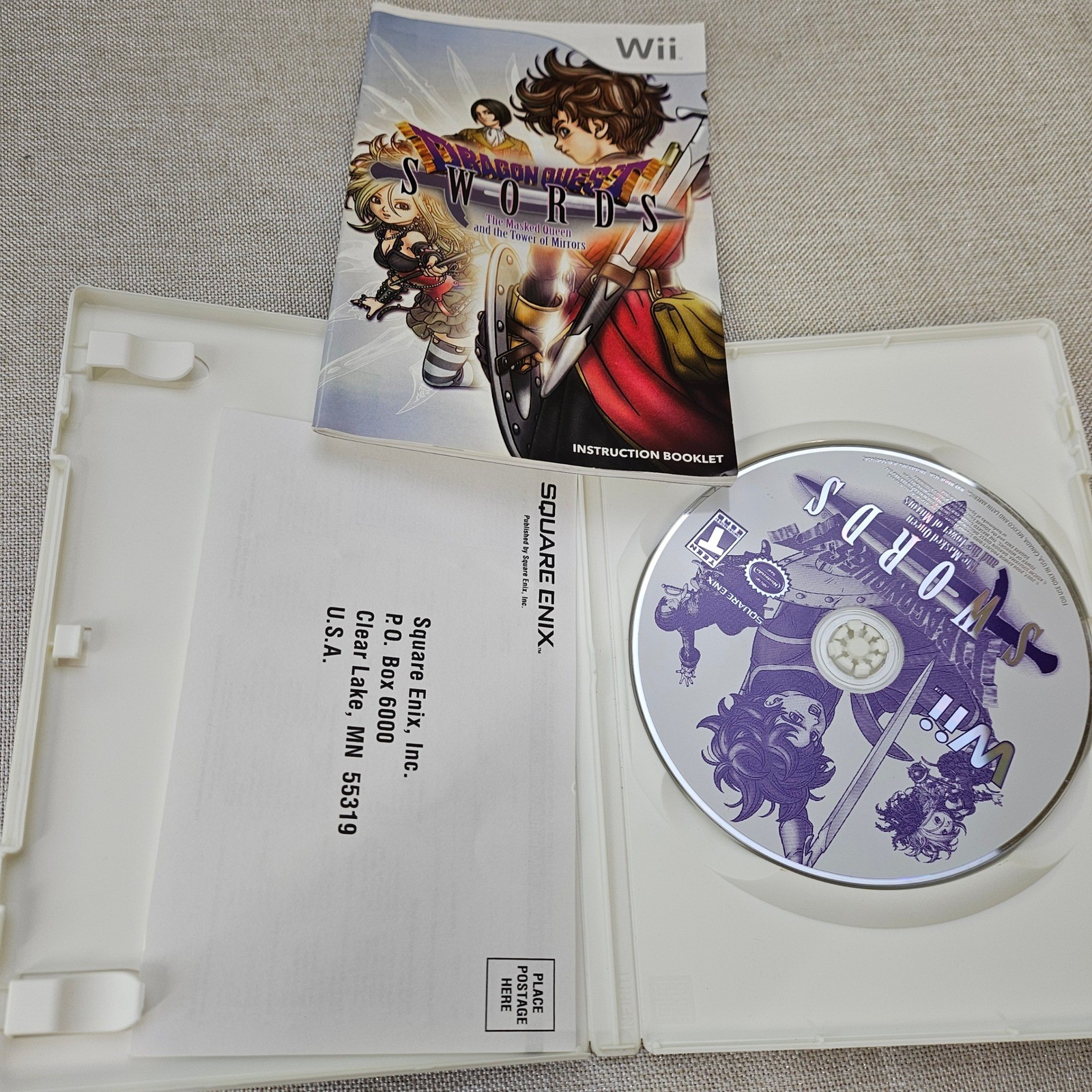 Dragon Quest Swords The Masked Queen and the Tower of Mirrors Nintendo Wii CIB