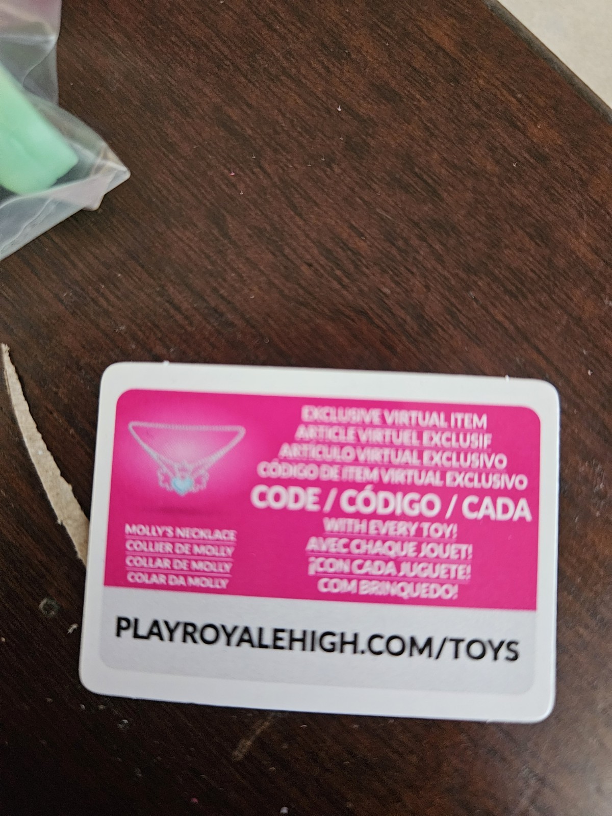 Roblox Royale High Molly’s Necklace Toy Exclusive Virtual Item Code
