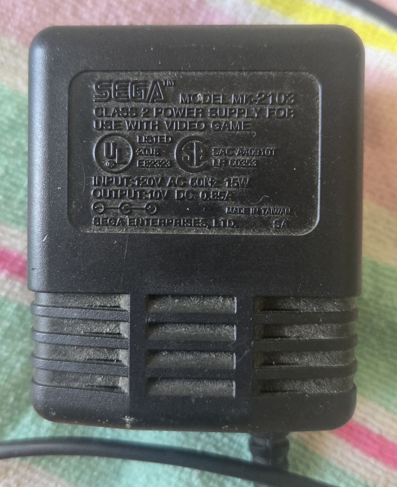 SEGA Genesis MK-1631 Console NTSC-U/C w/ Controller, RF, Power