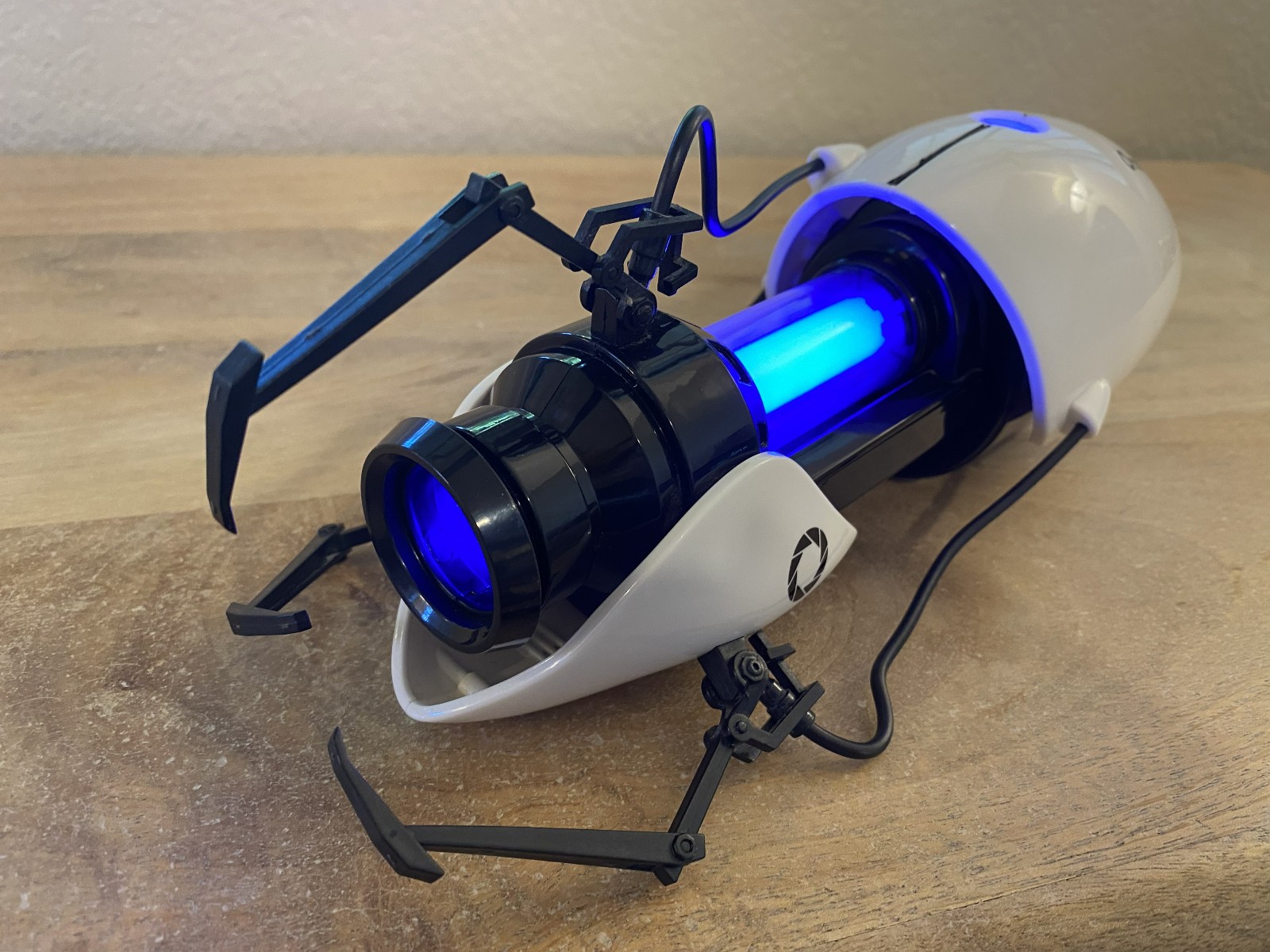 ThinkGeek Valve Portal 2 Aperture Laboratories Handheld Portal Device