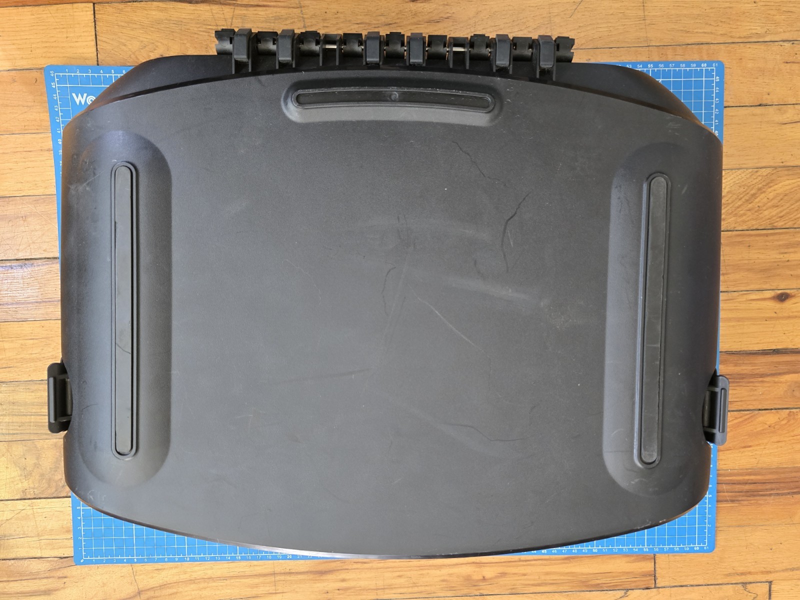 GAEMS G155 PORTABLE GAMING MONITOR TRAVEL CASE- PS3 SLIM & XBOX 360(23199-11)