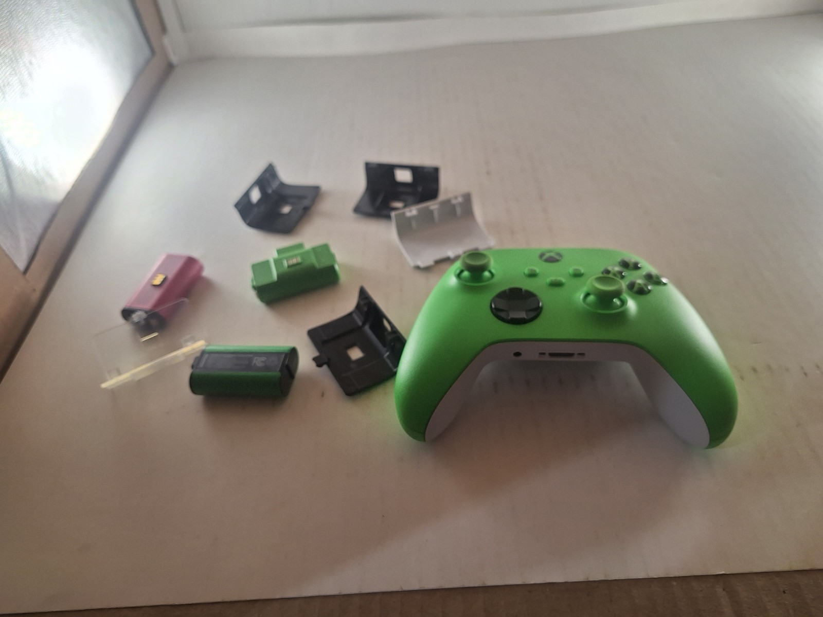 Microsoft Xbox One Wireless Controller Velocity Green 1914