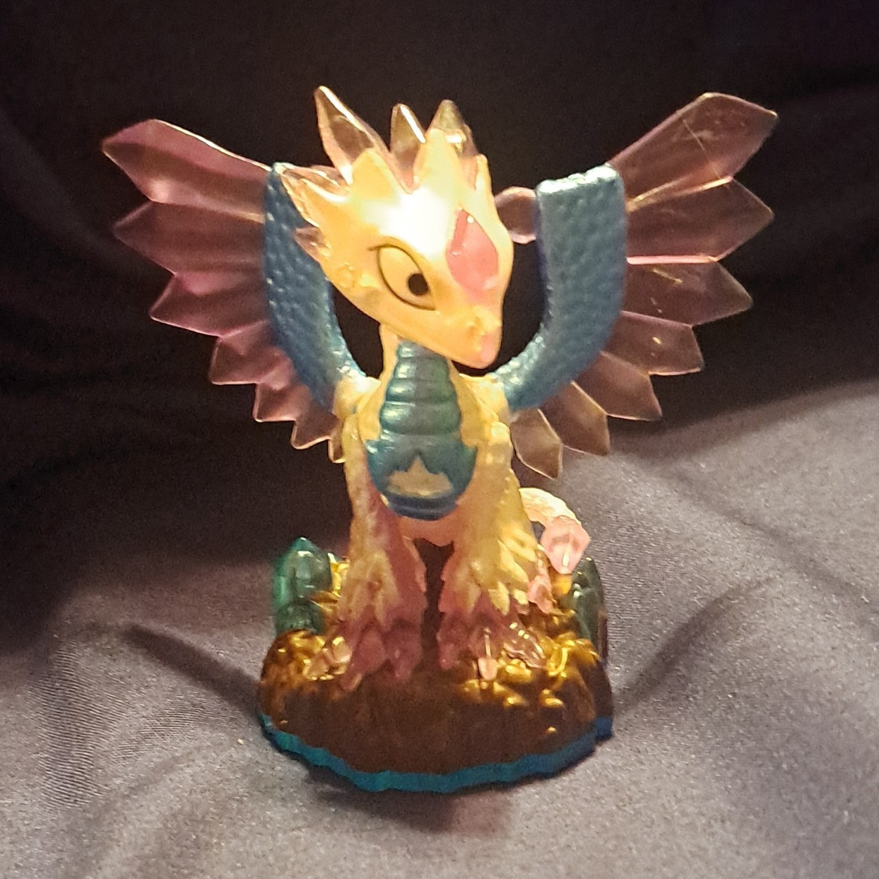 Activision Skylanders Giants Lightcore Flashwing Blue Base