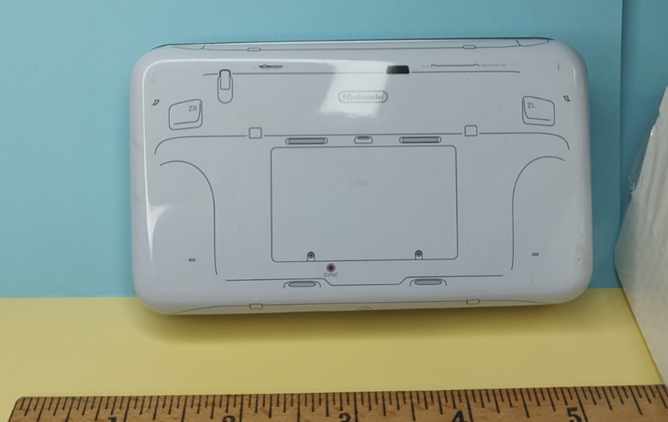 Rare Nintendo Wii U Controller Designed Collectable Tin Case GameStop