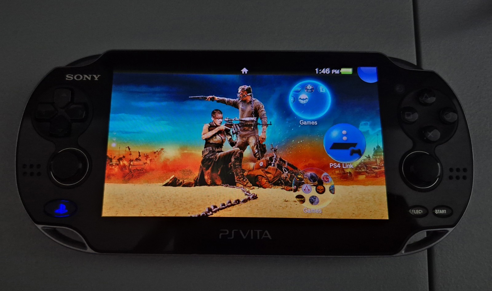 SONY PlayStation Vita PCH-1100 Crystal Black Wi-Fi 3G Wi-Fi Console & Game Lot