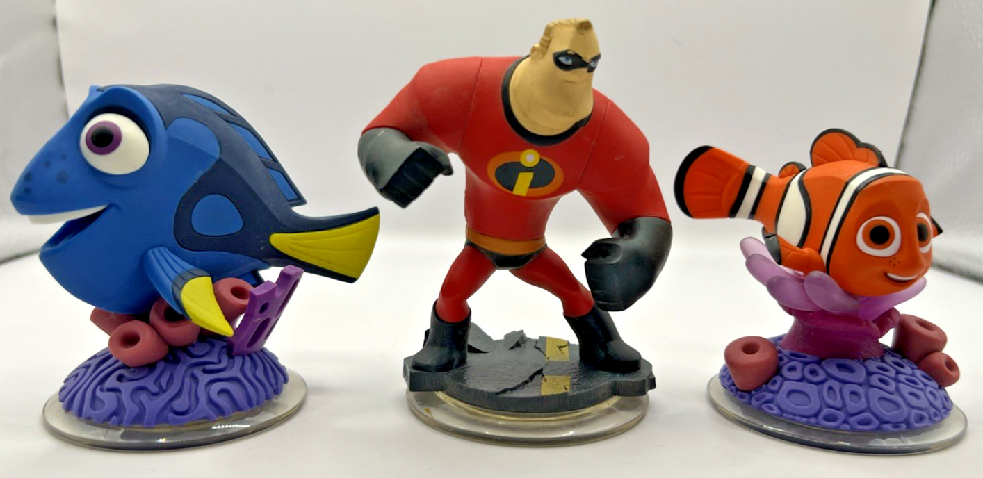 Disney Infinity lot of 50 figs & Pieces Star Wars Aladdin Cars Nemo venom Etc