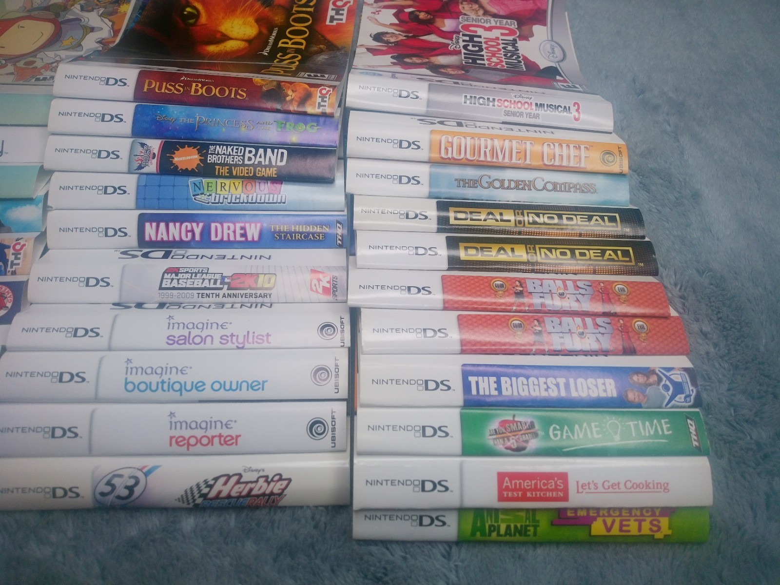 Lot of 38 Nintendo DS Cover Art Inserts – Original and Authenti – Free Shipping!