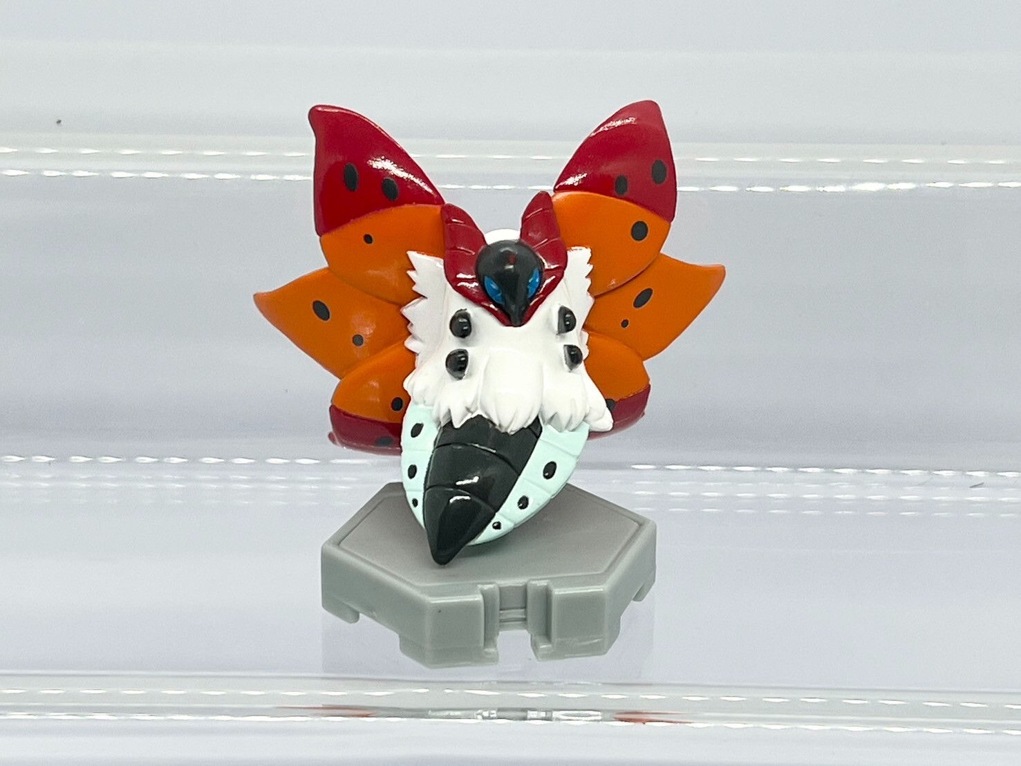Pokemon Moncolle Plus Figure Volcarona Takara Tomy 2011 Toy Japan J167