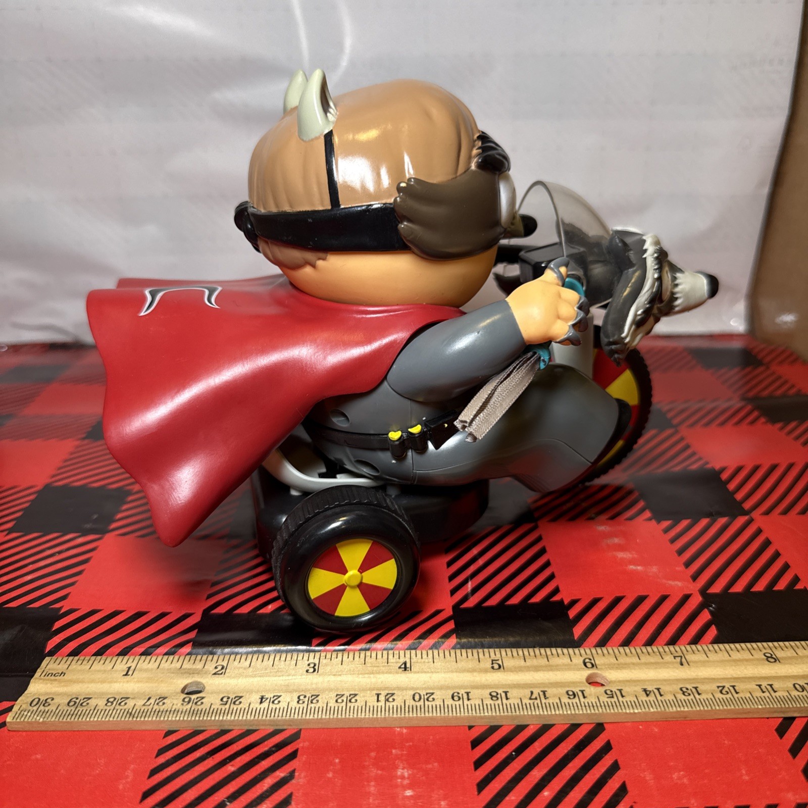 South Park: The Fractured but Whole figurine – THE COON TRICYCLE APP Controlled
