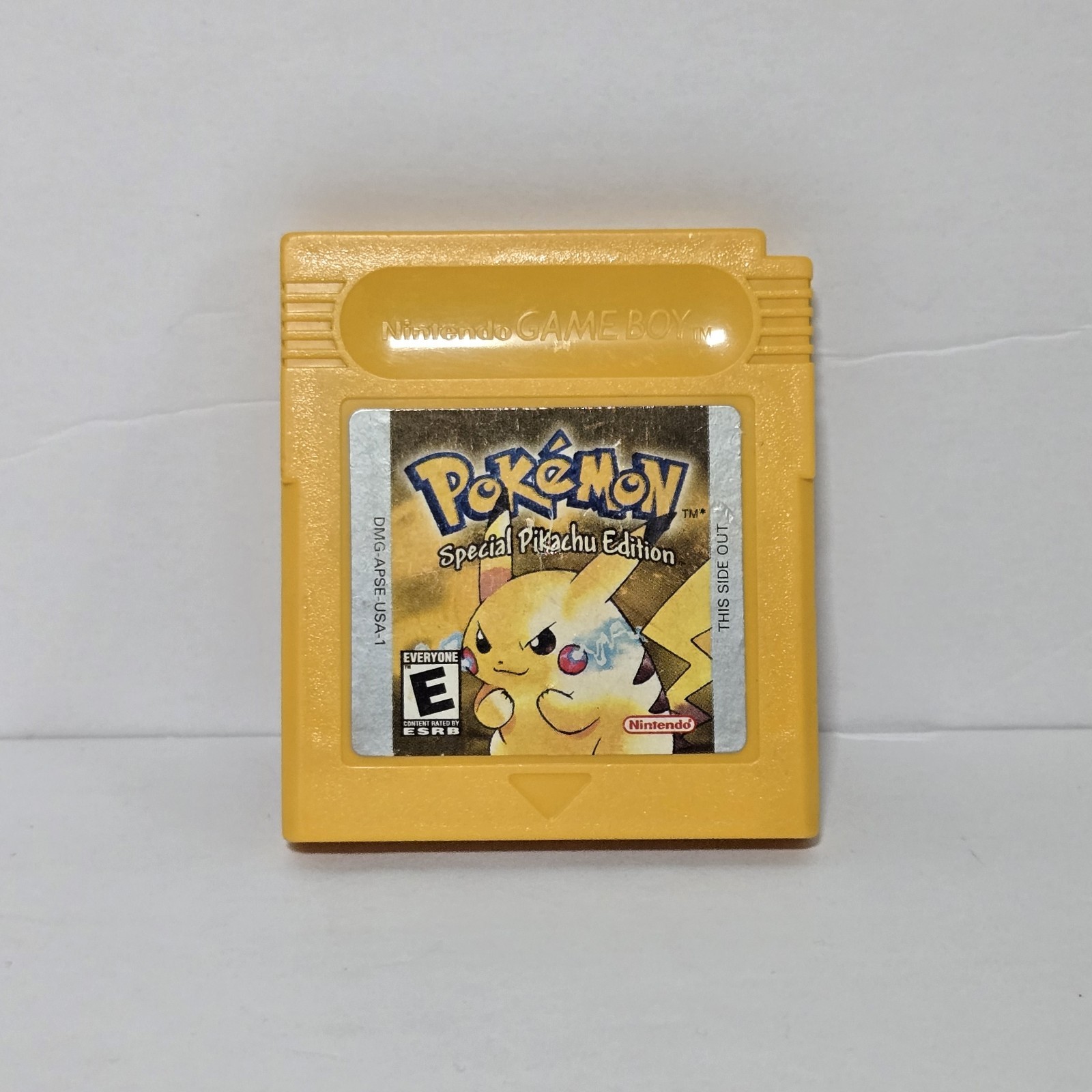 Pokémon Yellow New Battery Special Pikachu Edition (Nintendo Game Boy, 1999)