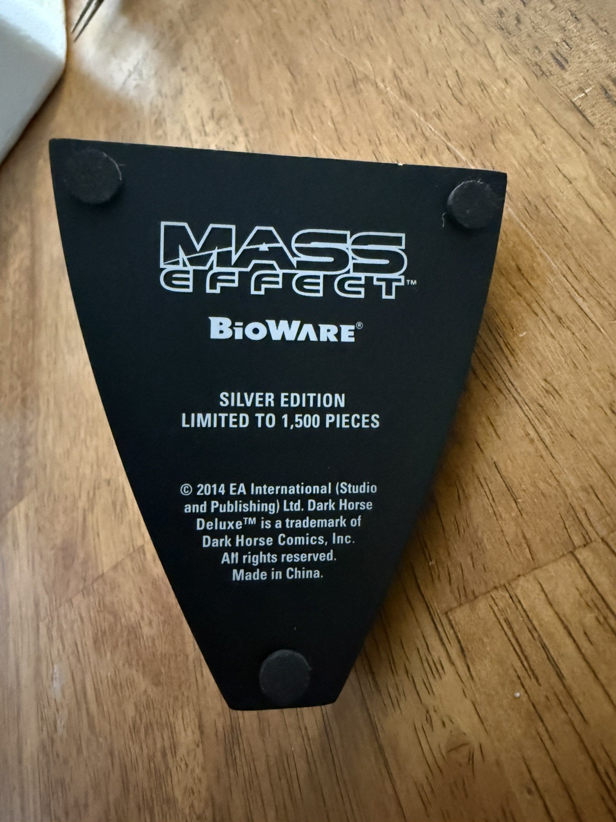 Mass Effect Alliance Cruiser Replica Model Dark Horse Silver Edition