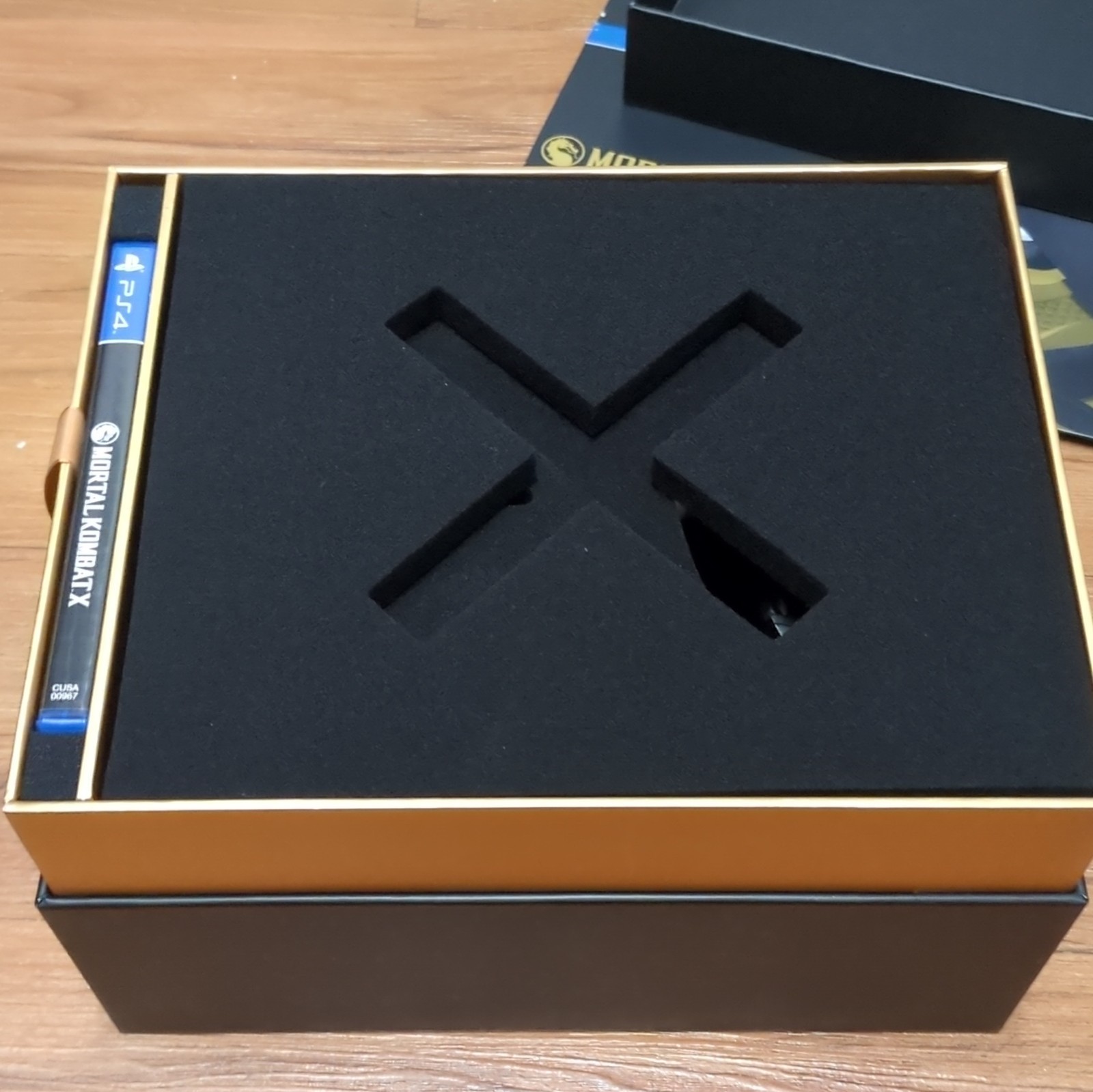 Mortal Kombat X Kollector’s Edition by Coarse w/ Scorpion Figure Set PS4