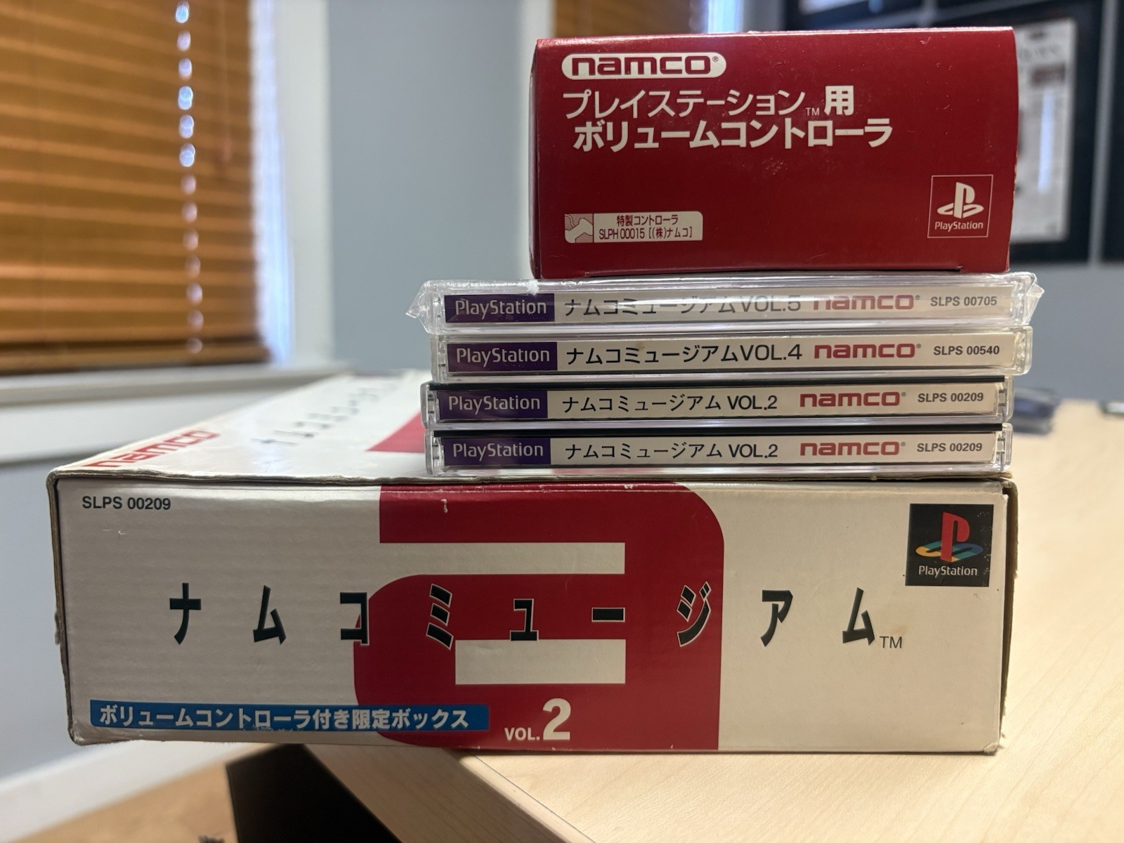 NAMCO MUSEUM VOLUME 2 BUNDLE-NO CONTROLLER- MULTIPLE GAMES-JAPAN IMPORT-SONY PS1