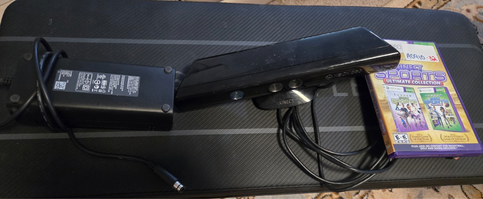 Xbox 360 S Slim 4GB Console Bundle w/ Kinect and New Controller & Power, Trinity