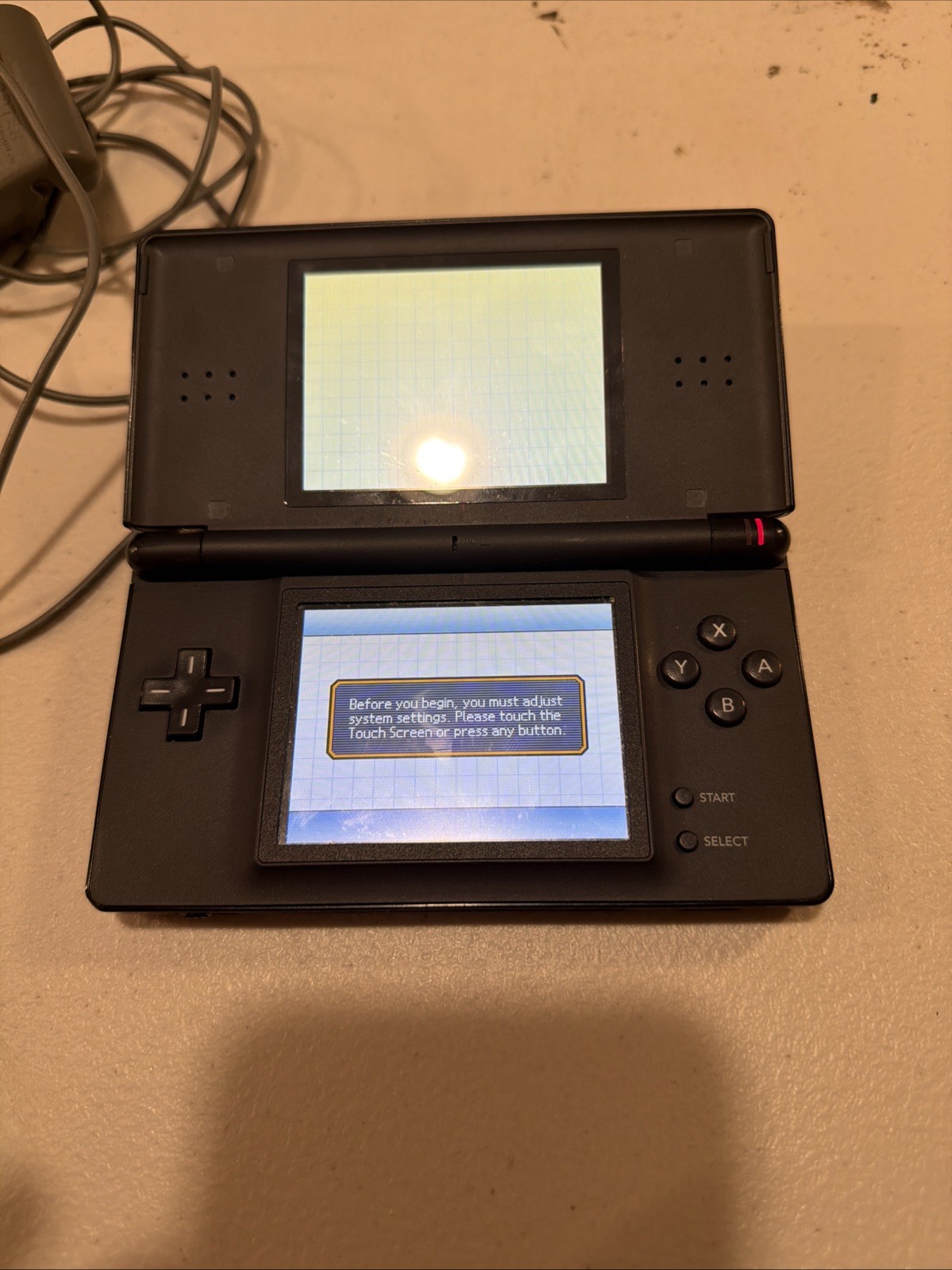 Nintendo DS Lite Handheld System – Onyx Black (Missing Stylist)