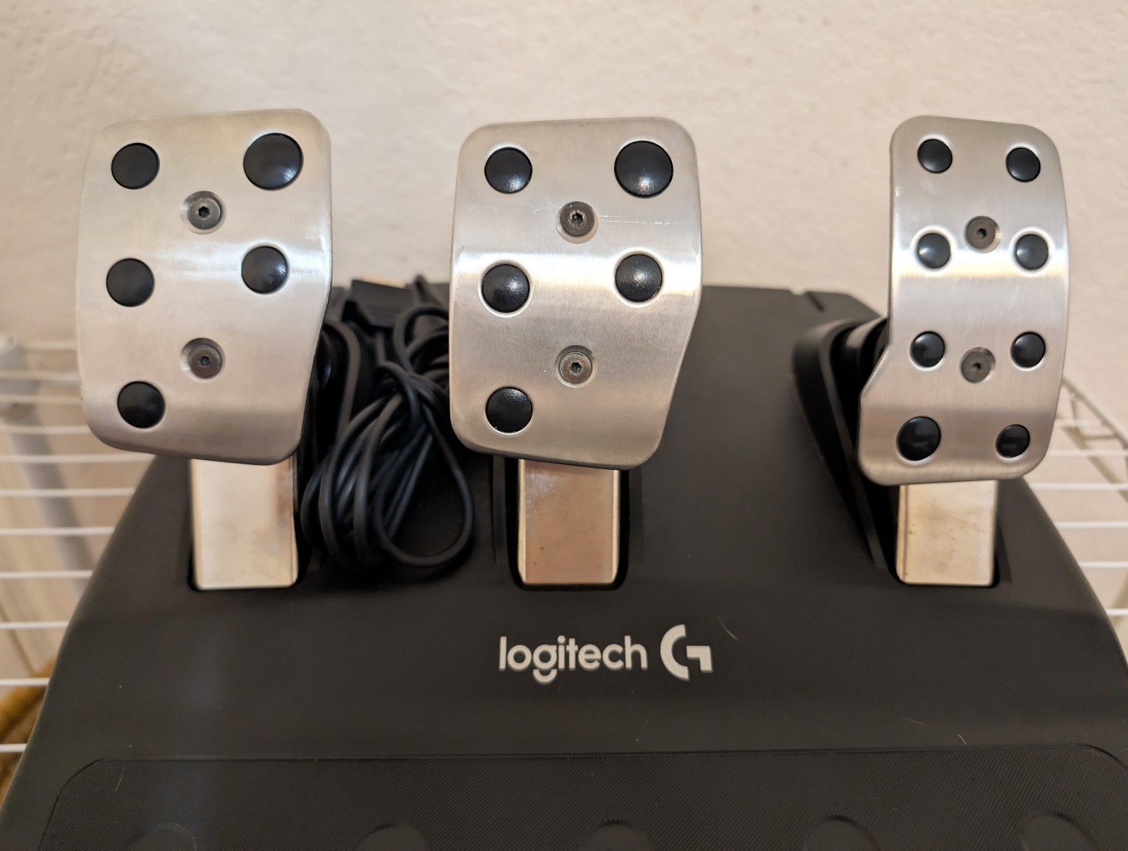 Logitech G29 Driving Force Racing Wheel & Pedals – Black (941-000110)