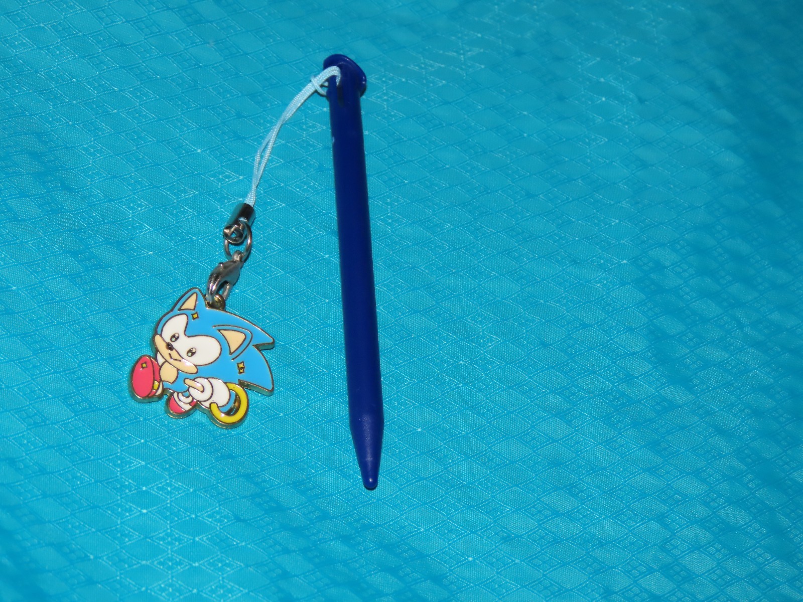 New 3DS XL Stylus Sonic Charm – Stylus & Charm for DS System