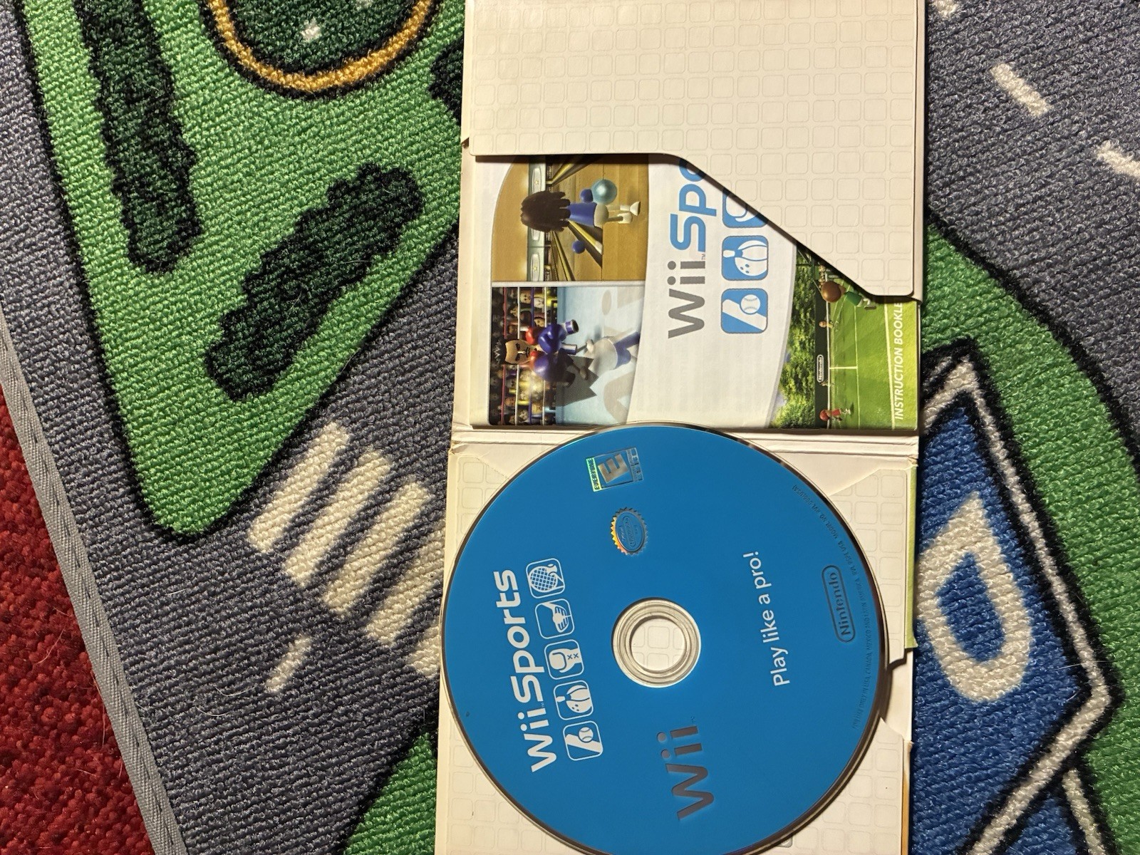 Nintendo Wii Sports (Nintendo Wii) Manual Included E-Everyone Mixed Sports