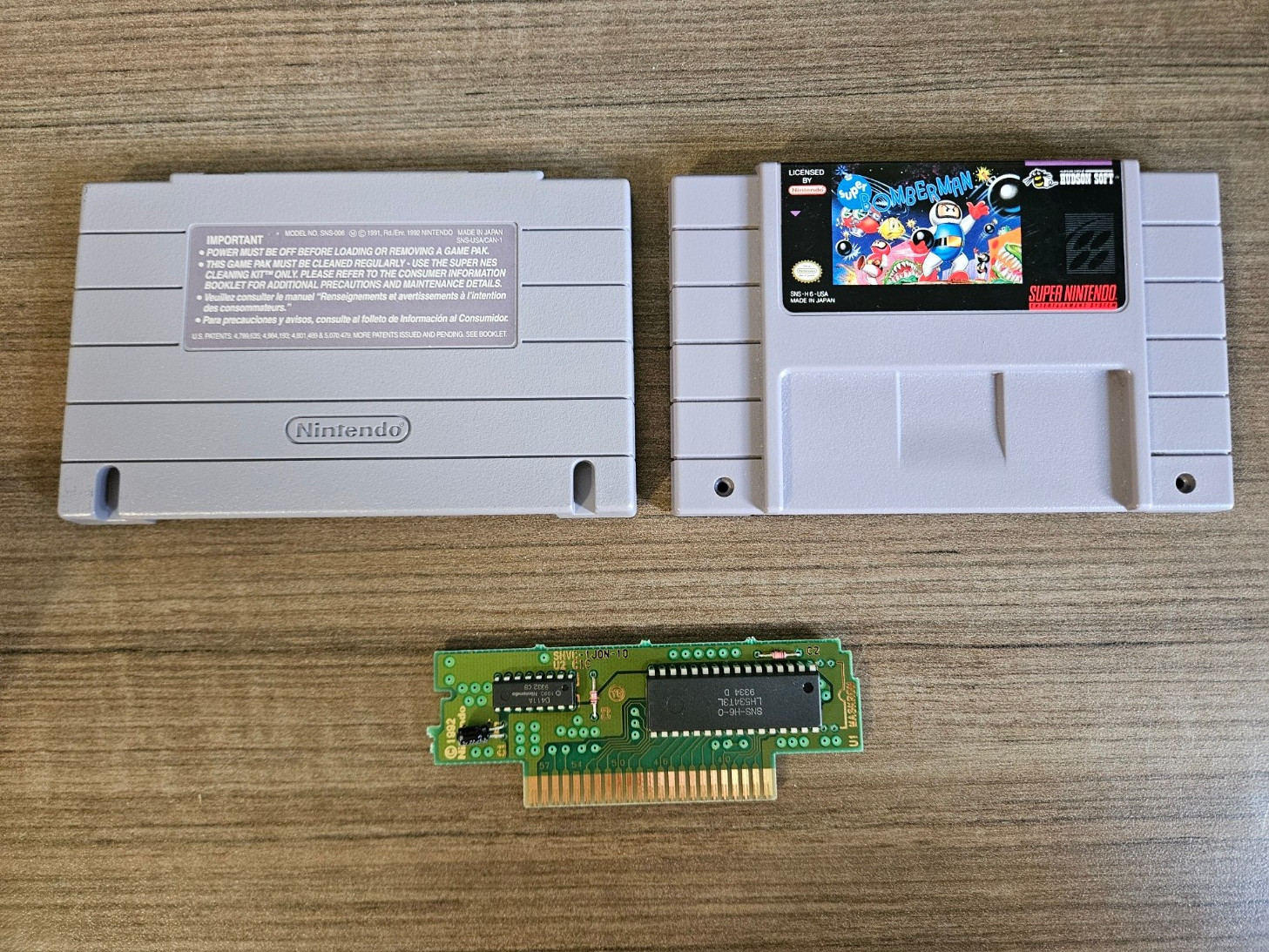 Super Bomberman (Super Nintendo Entertainment System, 1993) Authentic Cart