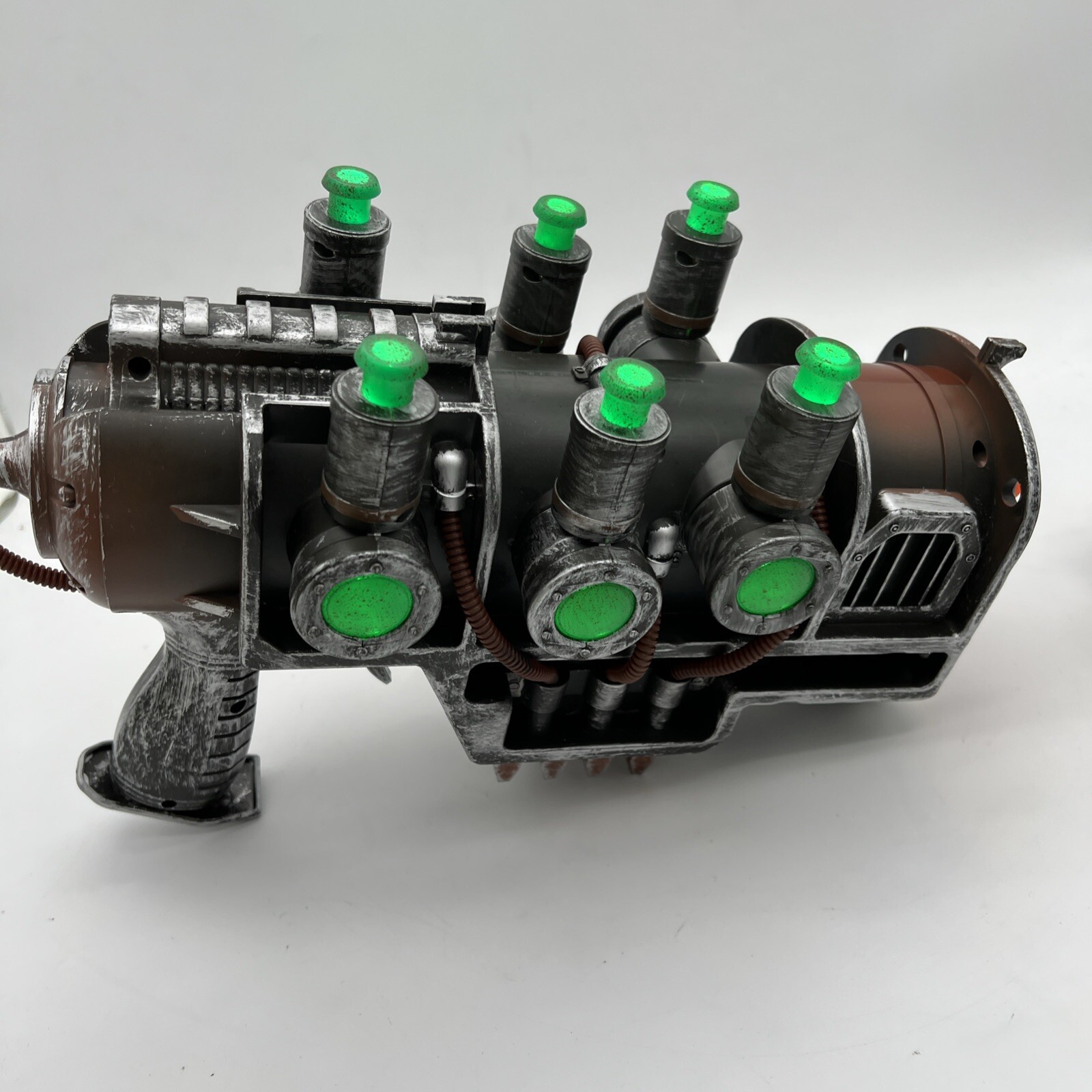 Fallout Official 1:1 Plasma Pistol Replica Chronicle Collectibles
