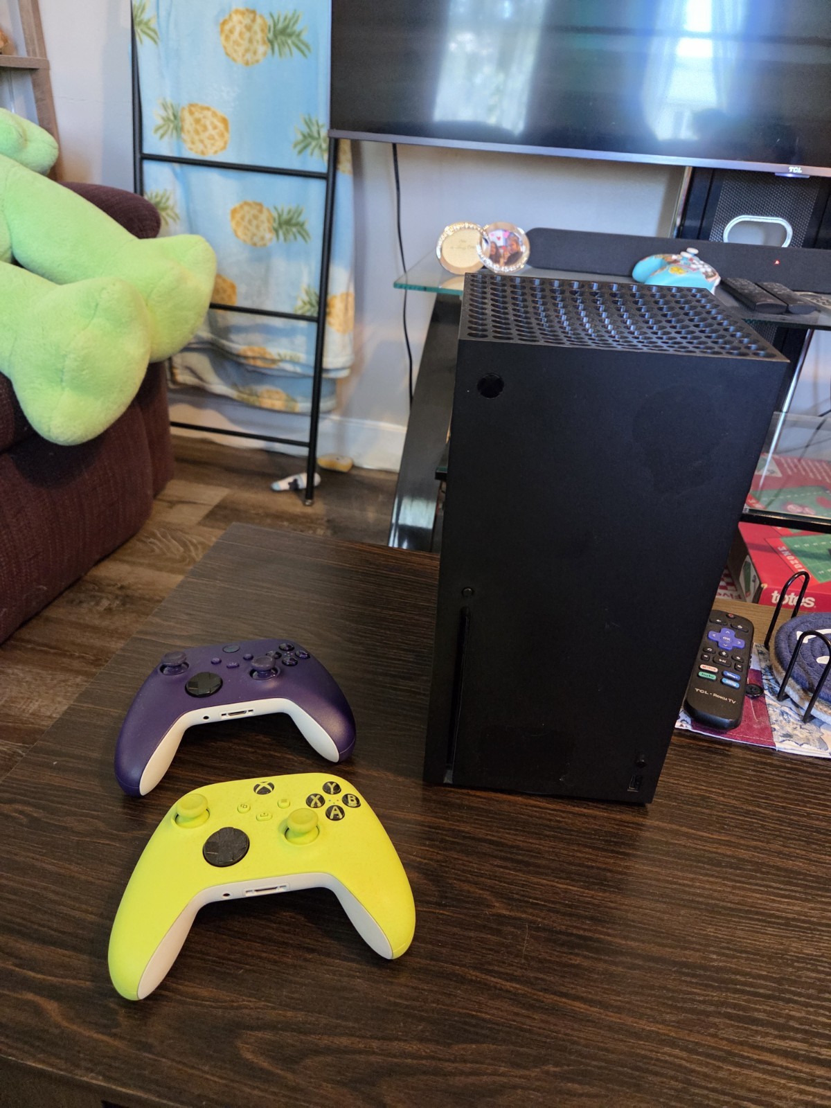 Microsoft Xbox Series X Console Bundle w/ 2 Controllers & 6 Games& 1TB Card