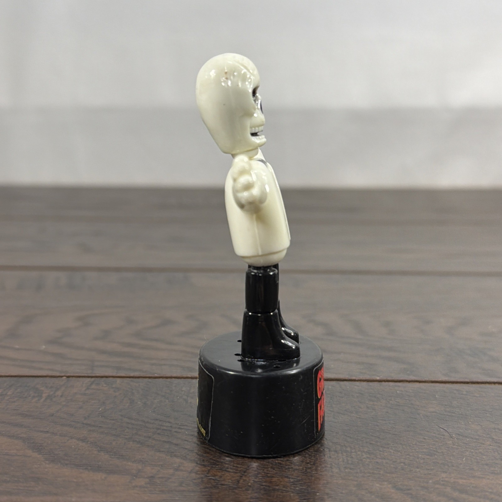Rare Grim Fandango MANNY CALAVERA Promotional Push Puppet Toy Promo Collectible