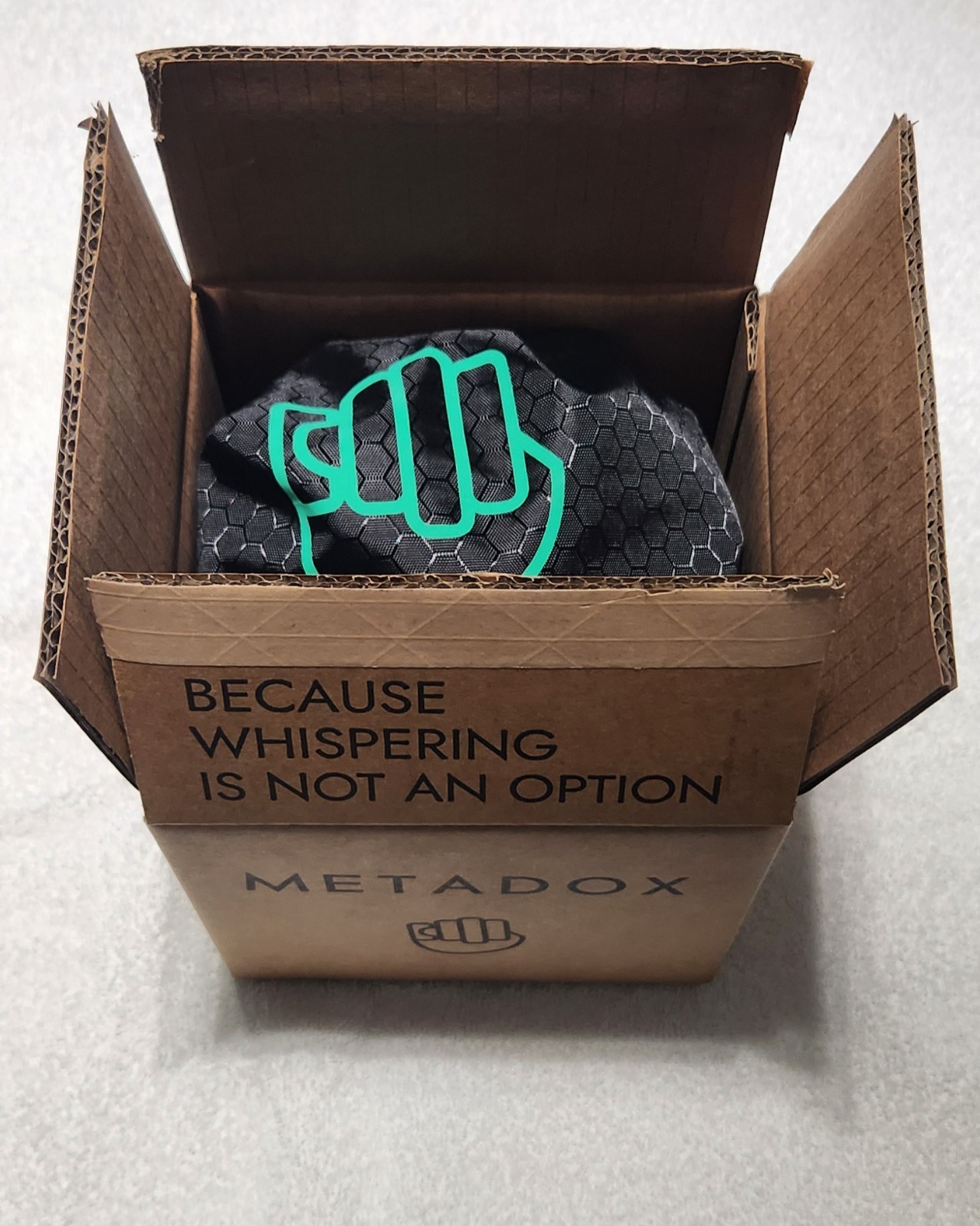 Metadox Vekta Soundproof Gaming Mask w/ Built-In Microphone Tested & Prepared