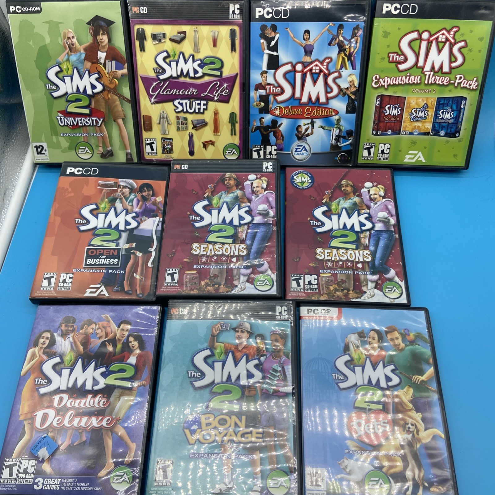The Sims Ultimate Nostalgia Bundle: 10-Piece PC Expansion & Base Game Lot
