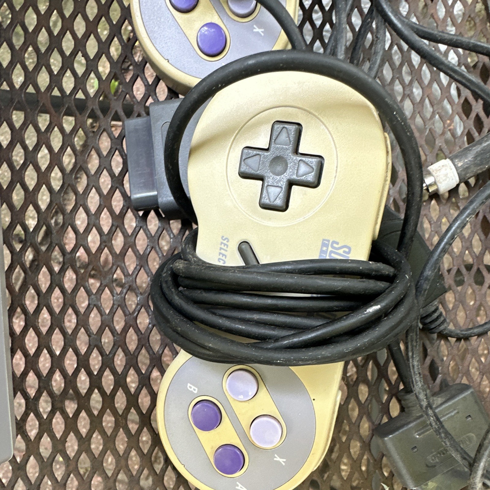 Nintendo Super NES Control Deck SNS-001 NTSC-U/C Console w/ 2 Controllers Cables