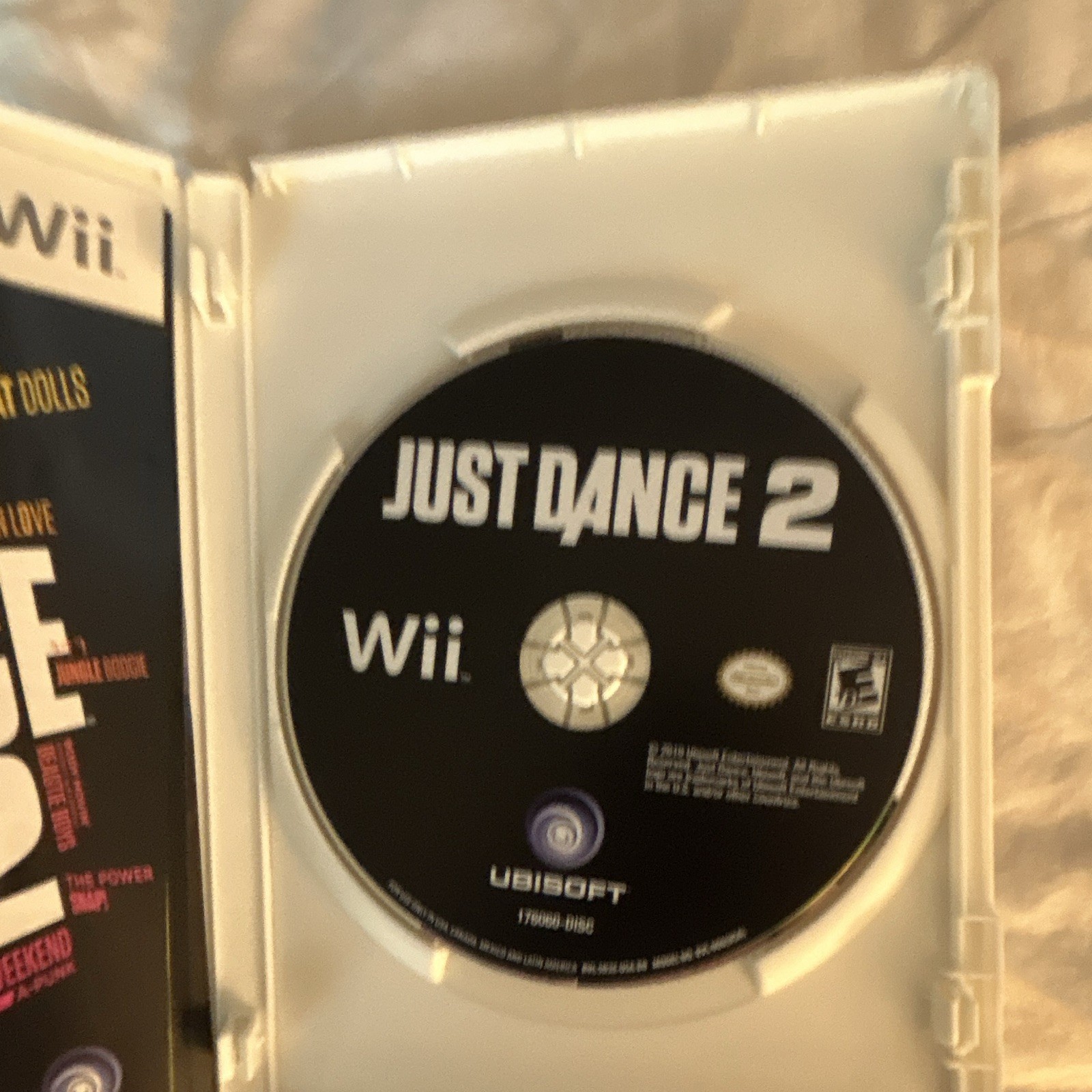 Ubisoft Just Dance 2 Just Dance Series Nintendo Wii E10+ w/ Case Manual