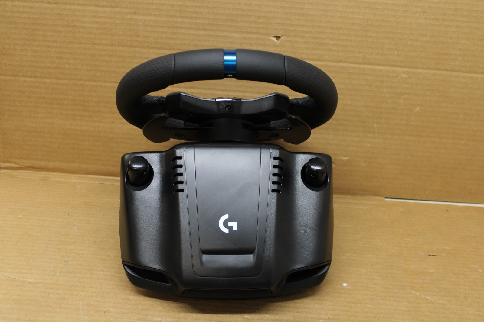 Logitech G923 Racing Wheel and Pedals Set for PC, PS4, PS5