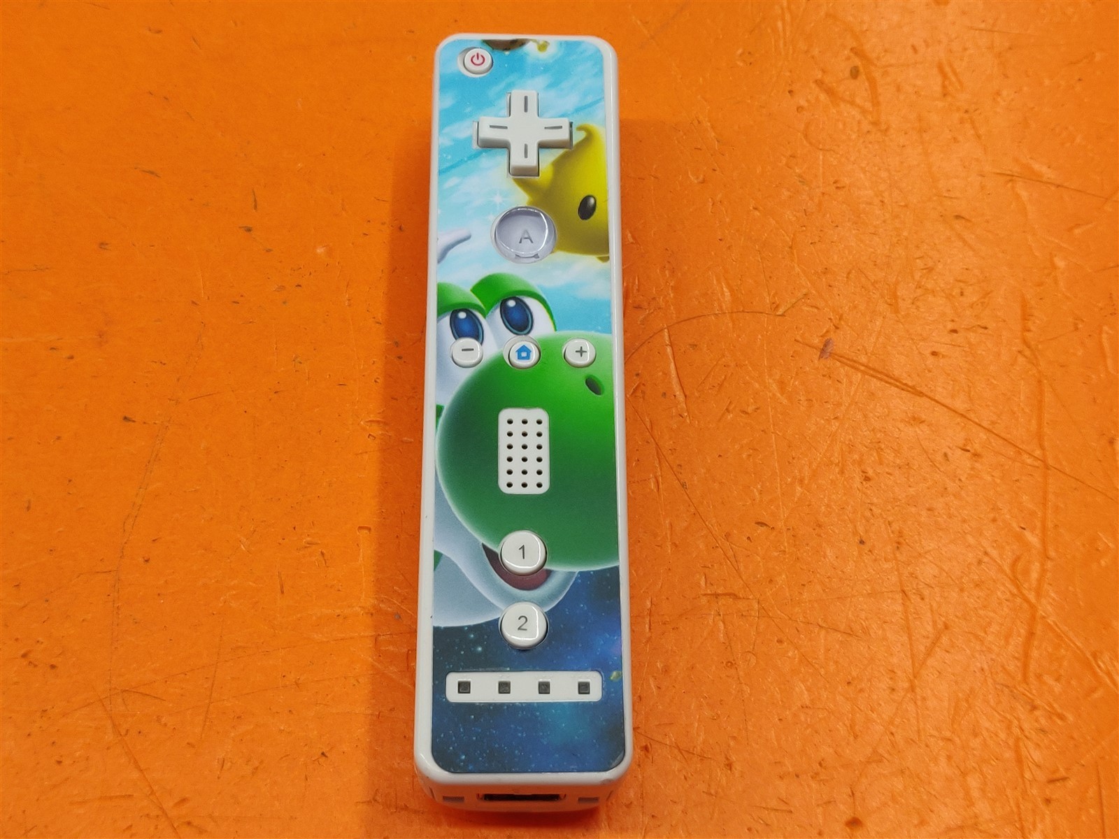 ⭐️⭐️⭐️⭐️⭐️ Unbranded Nintendo Wii White Remote Controller w Yoshi Skin