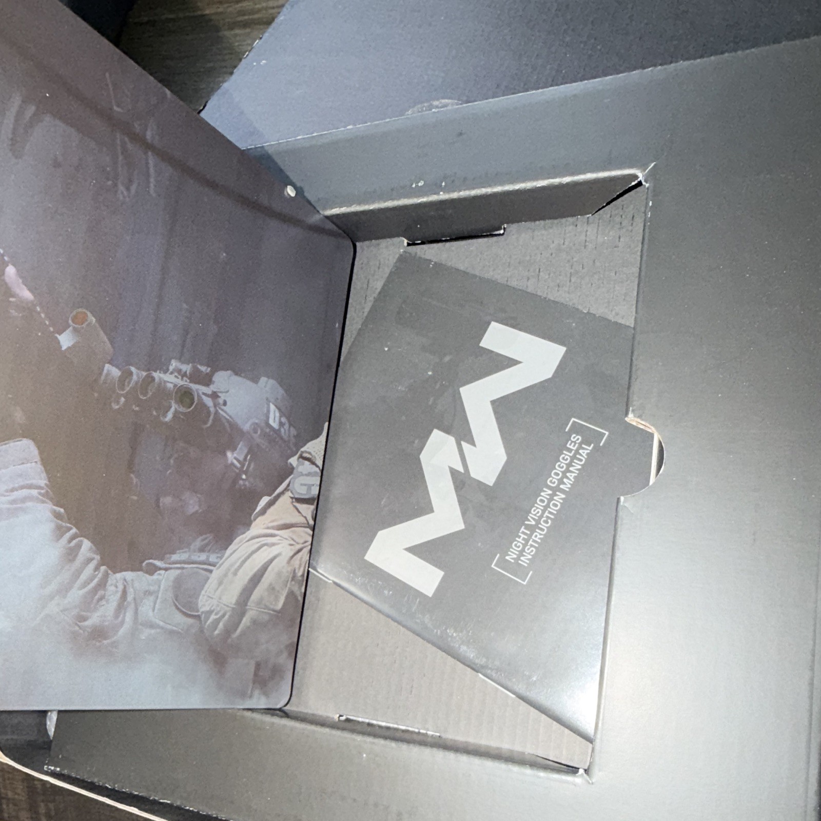 OPEN BOX Activision CALL OF DUTY: Modern Warfare DARK EDITION PS4 M Shooter