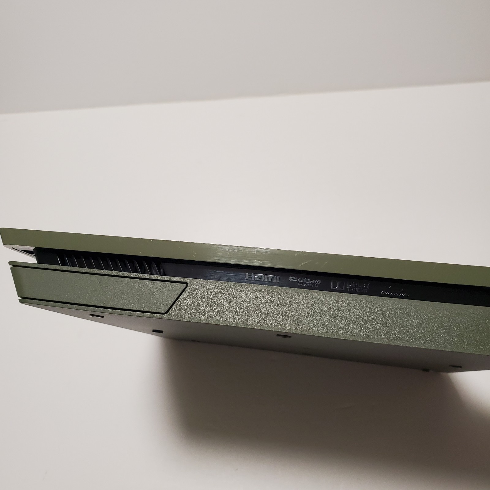PS4 Slim Call of Duty: WWII Limited Edition 1TB Green Camouflage – Console Only